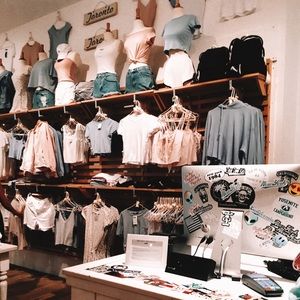 Meet your Posher, Alexis